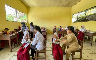 Lindungi Anak dari Difteri dan Tetanus, MIN 5 Gelar Imunisasi BIAS DT/Td