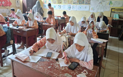 Murid Kelas VI MIN 5 Kota Palangka Raya Ikuti Try Out TKA 2026