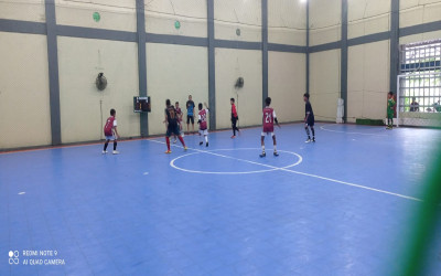 Tim Futsal MIN 5 Palangka Raya Lakukan Pertandingan Persahabatan