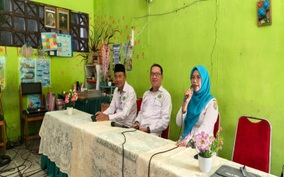KKMI Kota Palangka Raya Melaksanakan Bimbingan Pembuatan Soal Asesmen Bagi Guru MI se Kota Palangka Raya