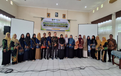 Hari Kedua Bimtek KBC, Guru MIN 5 Kota Palangka Raya Susun Modul Ajar Berbasis Deep Learning dan Kurikulum Berbasis Cinta