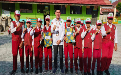 Siswa MIN 5 Palangka Raya Meraih Top Score Pada Milad MIN 3