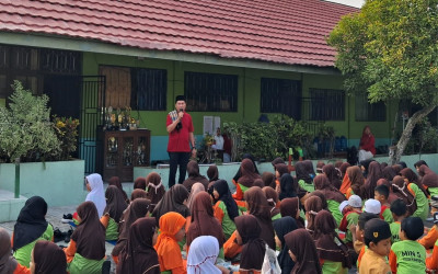 Tausiyah Kepala MIN 5 Palangka Raya Bergembira Memasuki Bulan Kelahiran Nabi Muhammad SAW