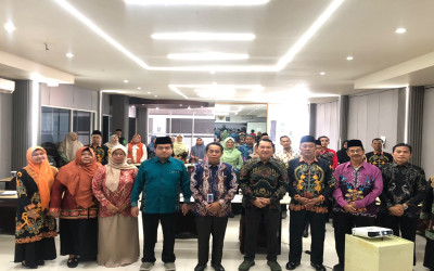Kasi Pendidikan Madrasah Buka Bimtek Penyusunan Kurikulum Madrasah Tingkat MI se Kota Palangka Raya