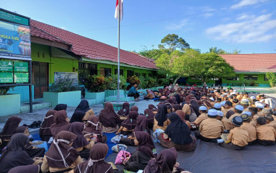 Pembiasaan Pagi : Sholat Duha, Surah Al Waqiah dan Tausiyah