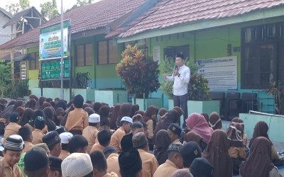 Kepala MIN 5 Kota Palangka Raya Ajak Murid Meneladani Khalifah Umar bin Khattab